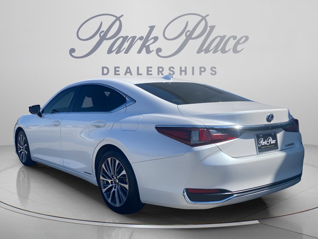 Used 2019 Lexus ES 300h Premium Sedan