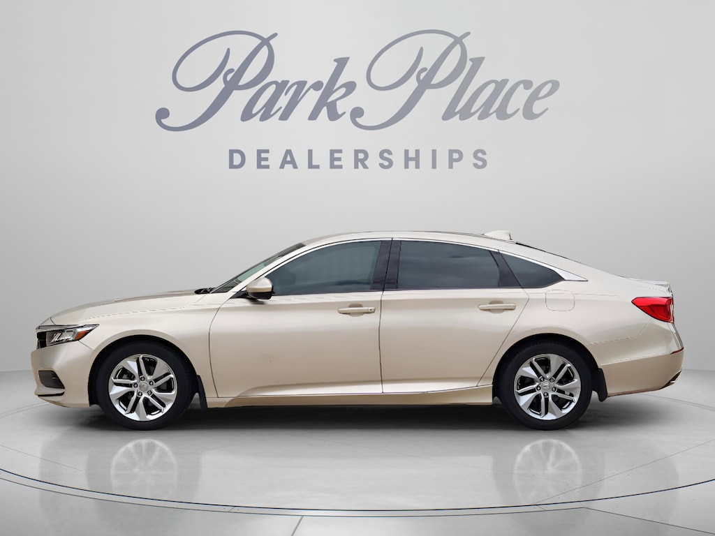 Used 2018 Honda Accord LX Sedan