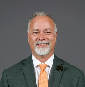 Staff member Kenneth Erwin from ID_41a317