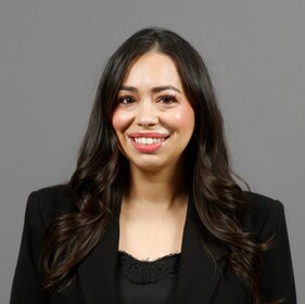Staff member Veronica Vela from ID_814c37
