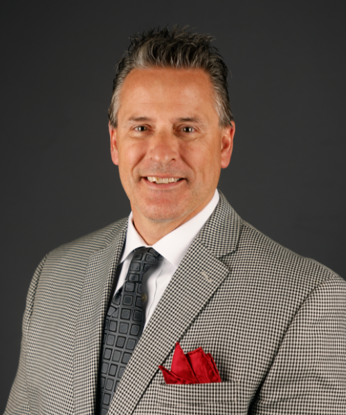 Staff member Pete Bagrow from ID_8ca866