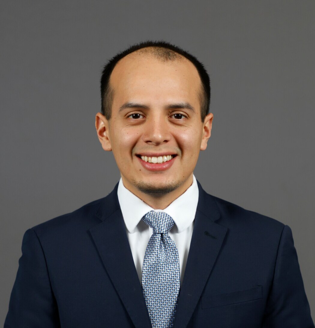Staff member Samuel Perez from ID_6d8435