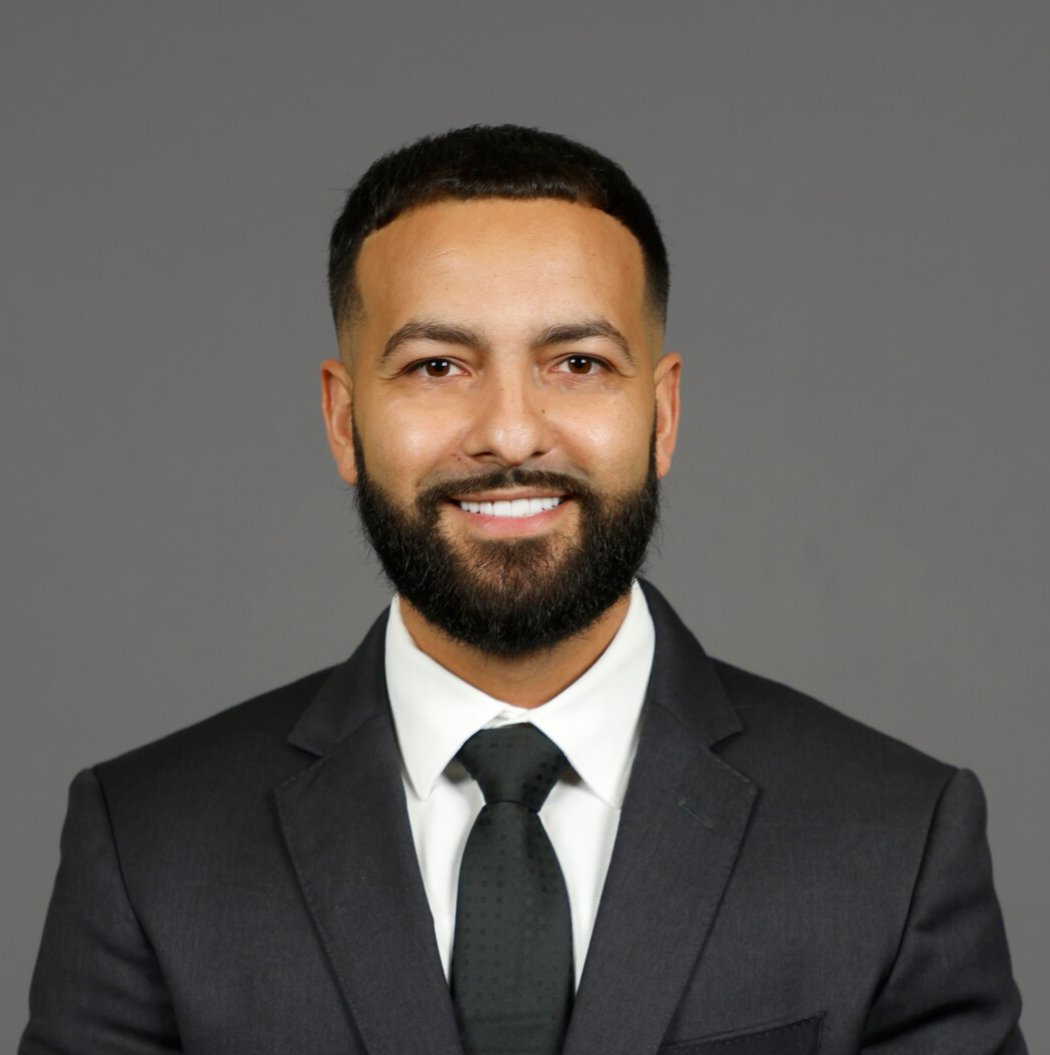 Staff member Waleed Asad from ID_e0ff19