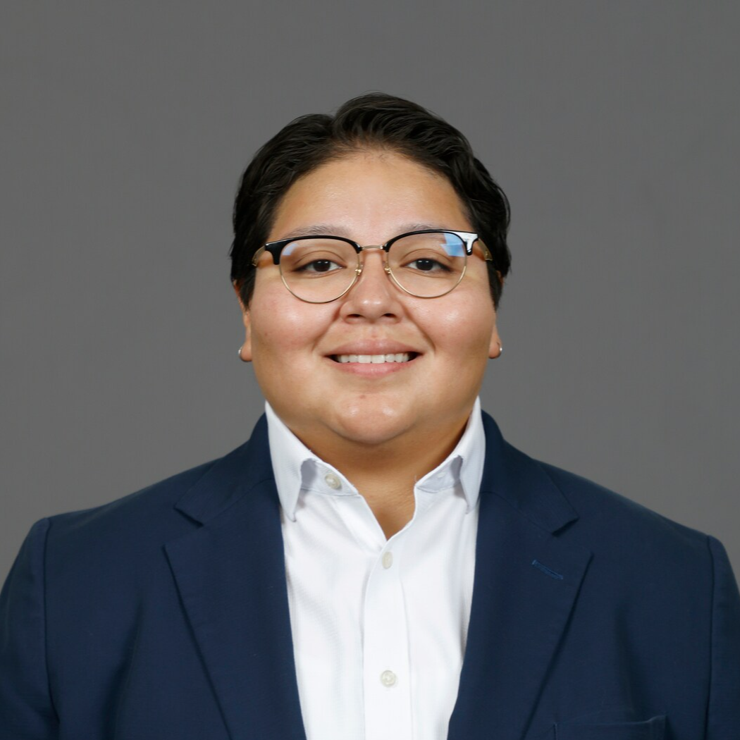 Staff member Diana Valdes from ID_a8e0cd