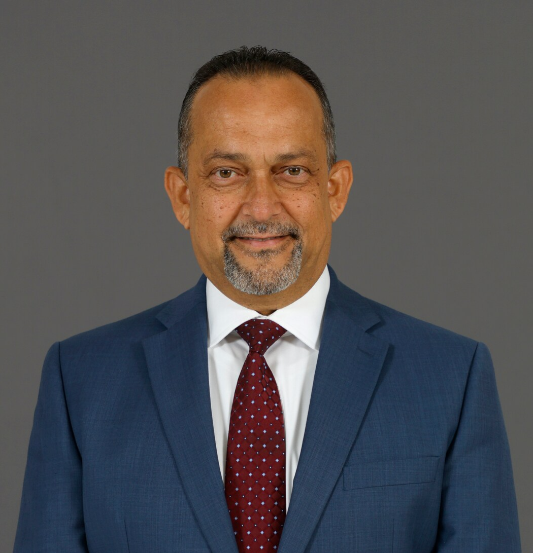 Staff member Mazin Rashid from ID_41a317