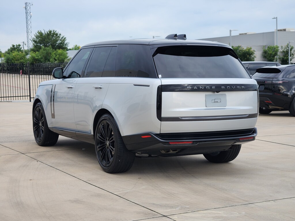 Certified 2024 Land Rover Range Rover SE P530 SE SWB