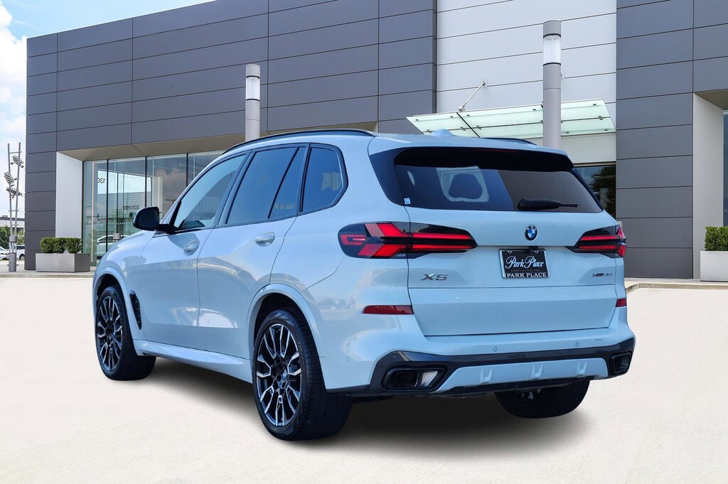 Used 2024 BMW X5 xDrive40i xDrive40i Sports Activity Vehicle