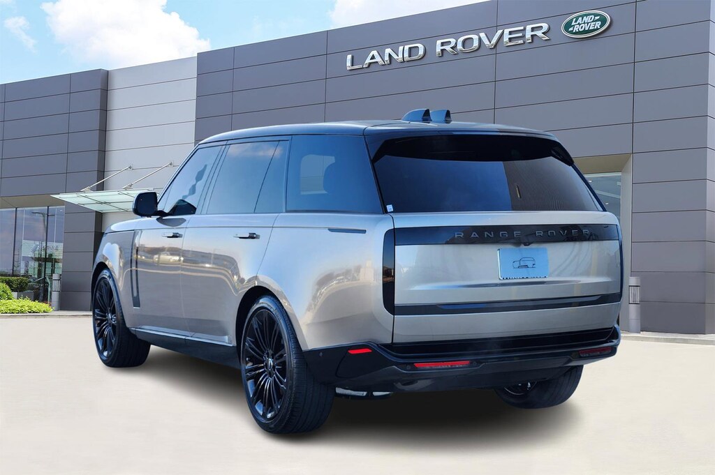 Certified 2025 Land Rover Range Rover SE P400 SE LWB 7 Seat