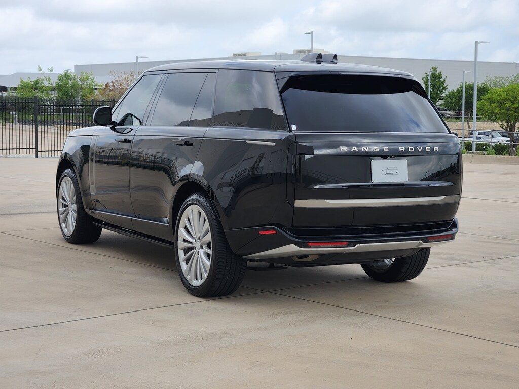 Certified 2024 Land Rover Range Rover SE P400 SE LWB 7 Seat