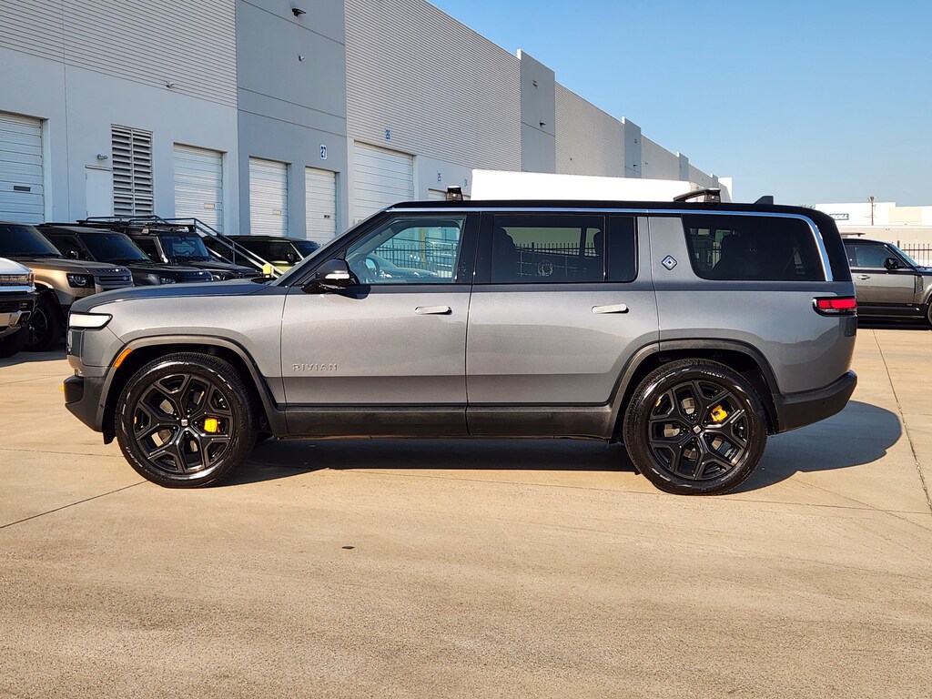 Used 2023 Rivian R1S Adventure Adventure Quad-Motor Large Pack