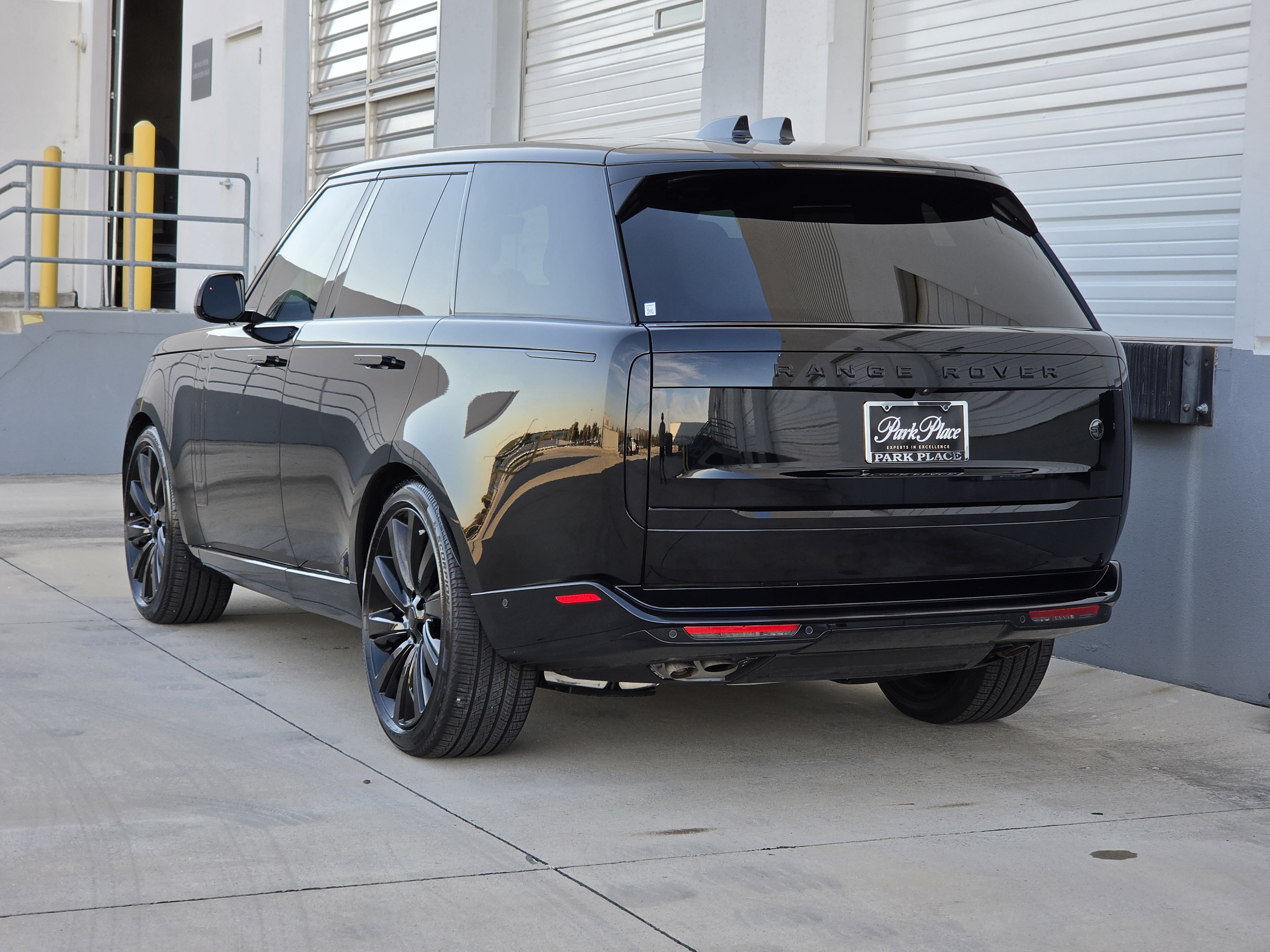 Certified 2026 Land Rover Range Rover SV P615 SV Black SWB