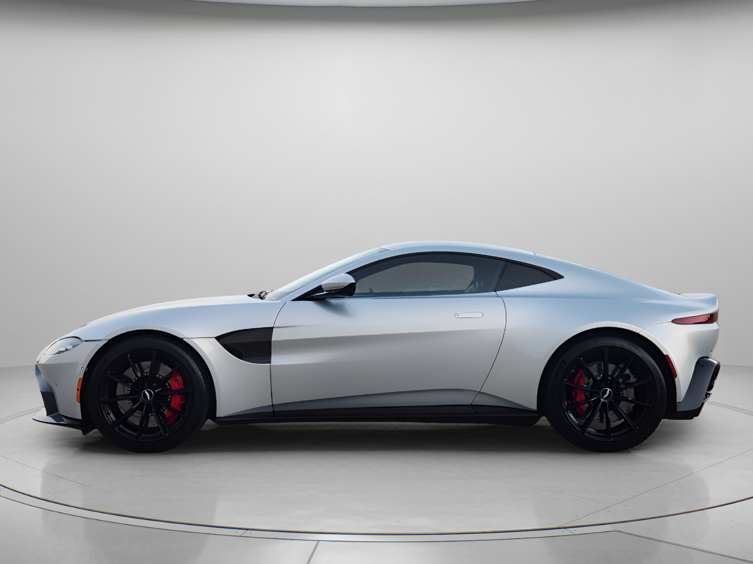Used 2019 Aston Martin Vantage Coupe