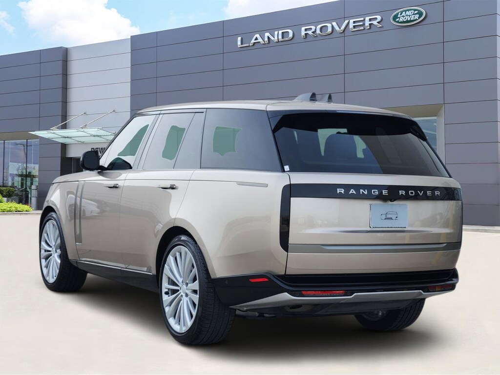Certified 2024 Land Rover Range Rover SE P400 SE SWB