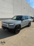 Rivian R1S