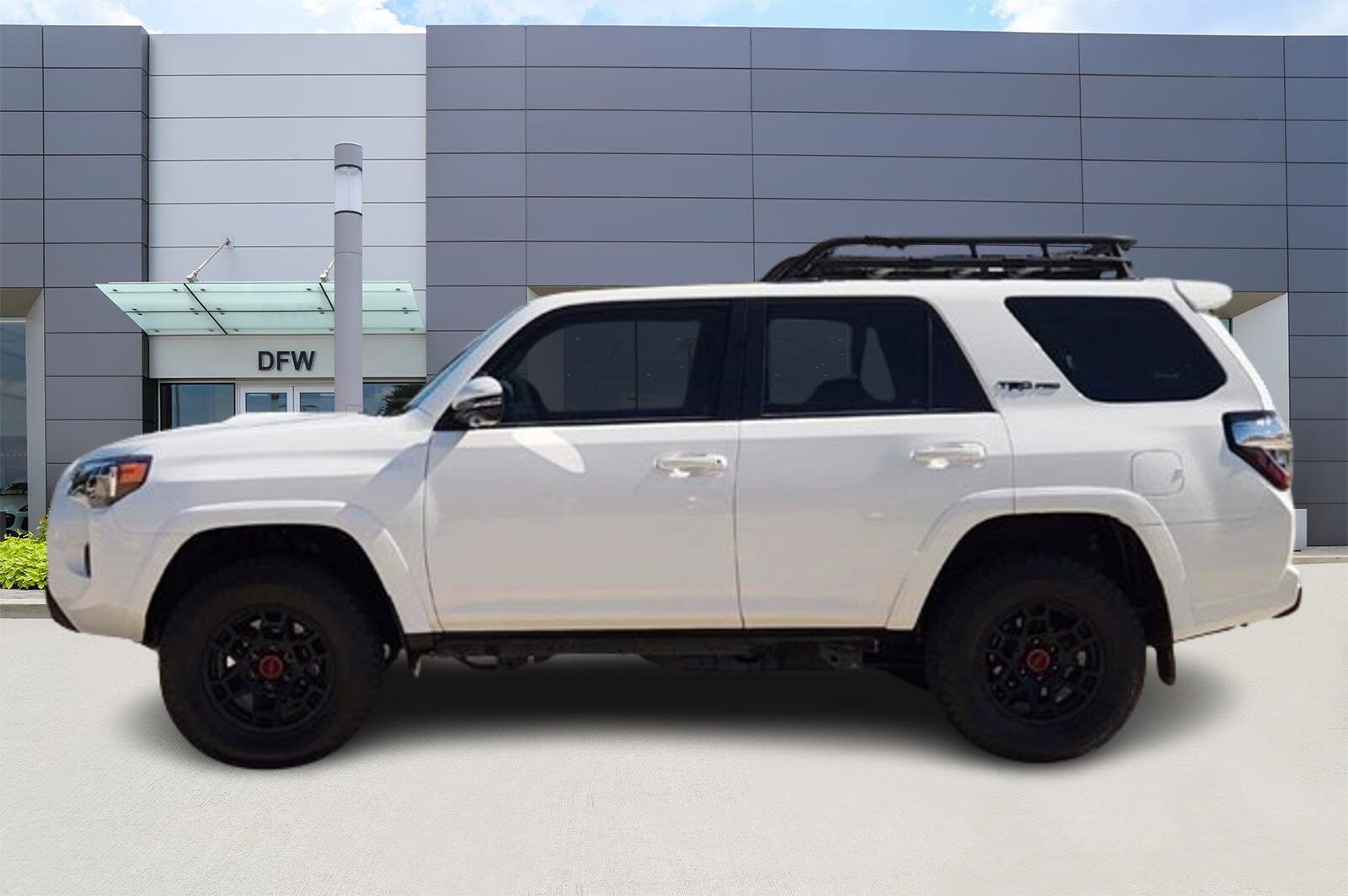 2023 Toyota 4Runner TRD Pro photo 2