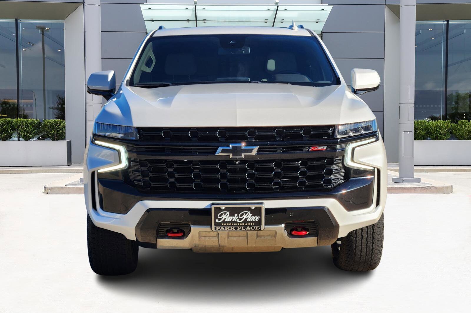 2023 Chevrolet Tahoe Z71 photo 2