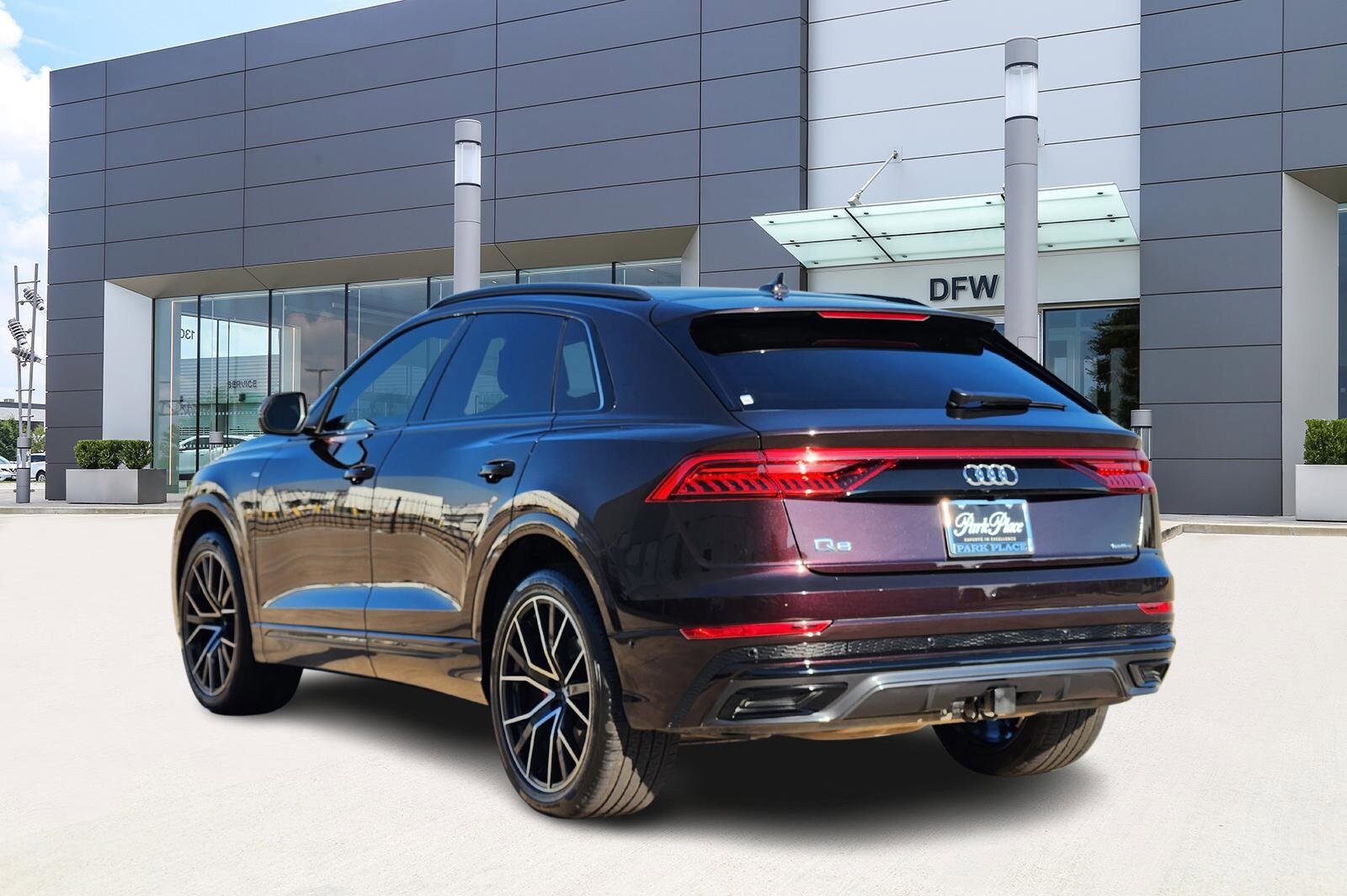 2020 Audi Q8 55 Prestige photo 4
