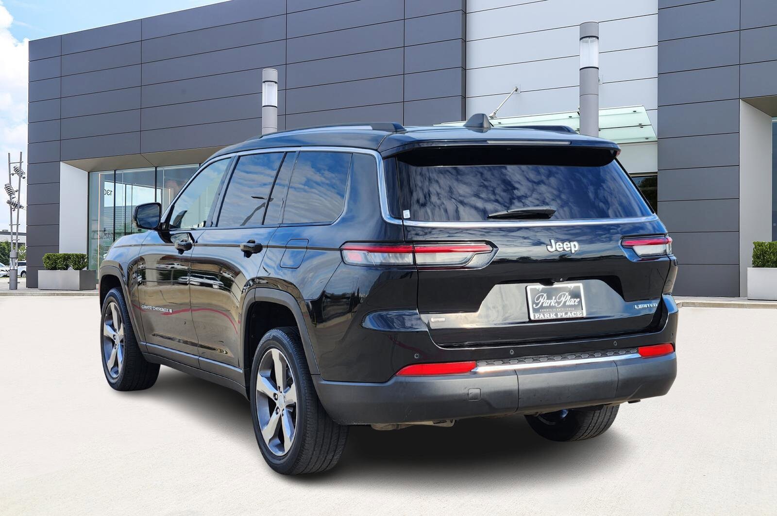 2021 Jeep Grand Cherokee Limited photo 4