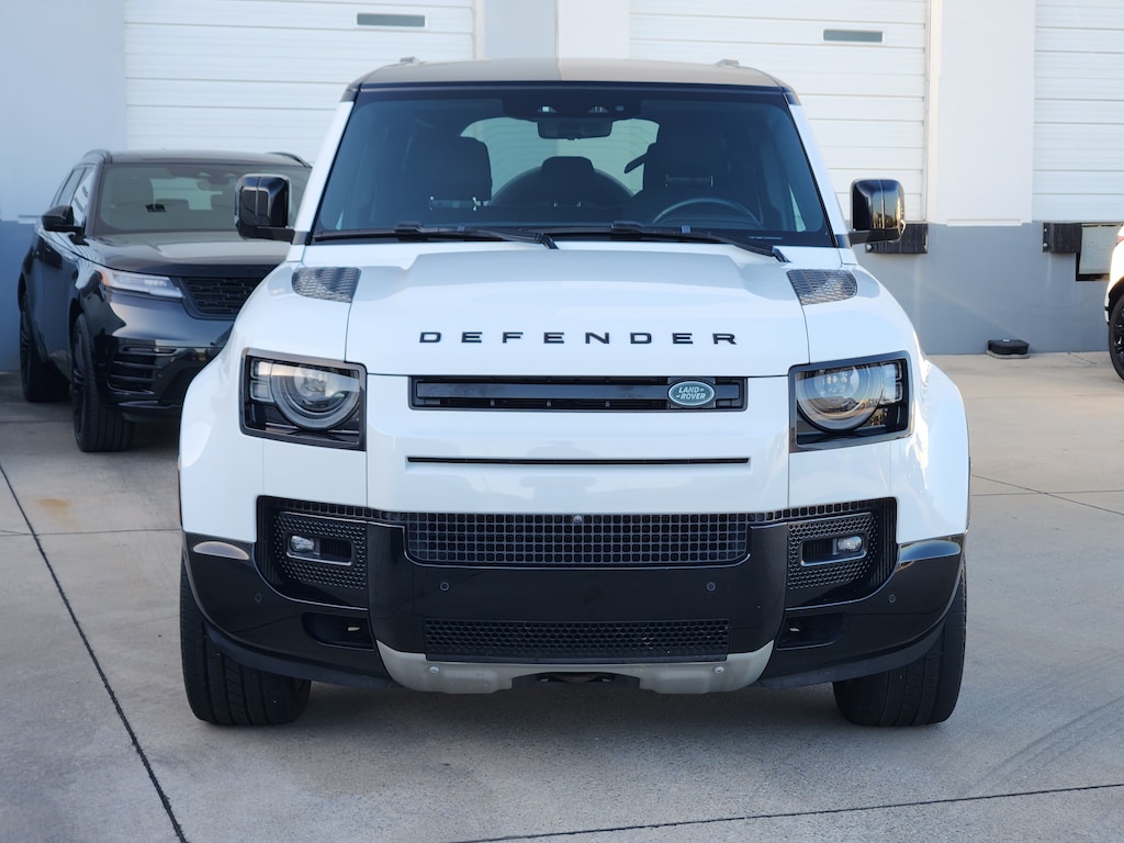 Certified 2024 Land Rover Defender 110 X-Dynamic SE SUV