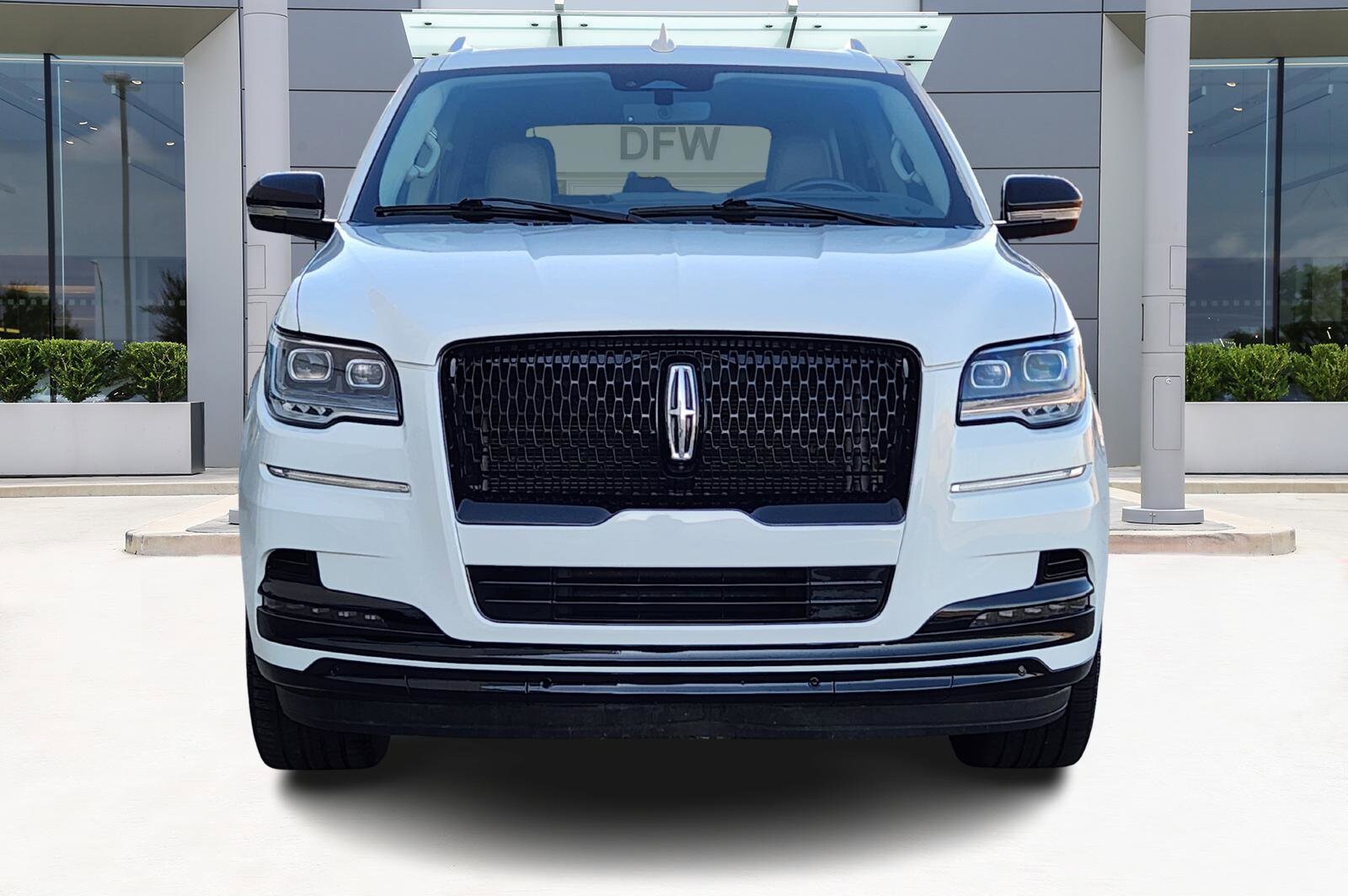 2022 Lincoln Navigator Reserve photo 2