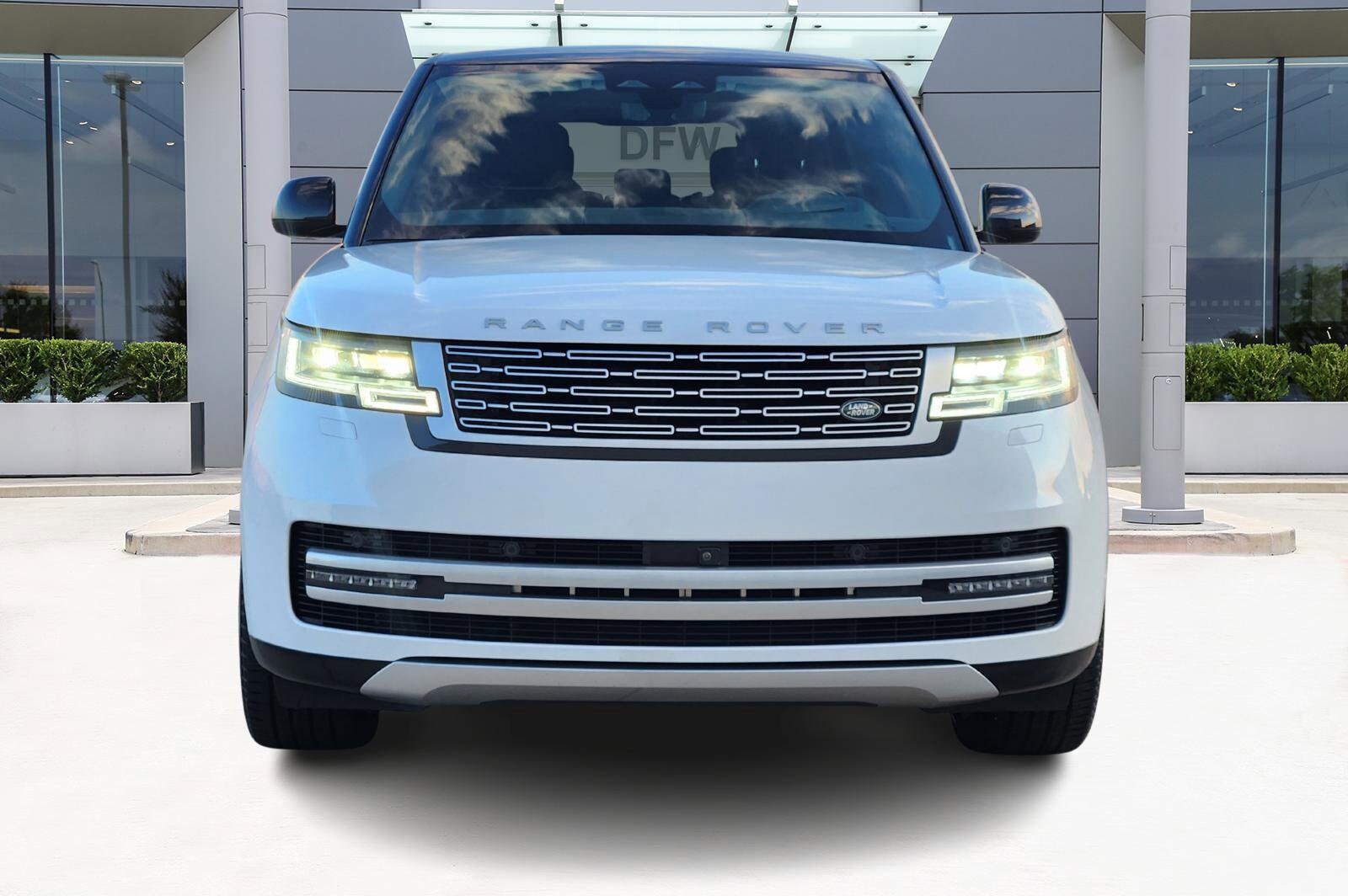 2024 Land Rover Range Rover Autobiography photo 2