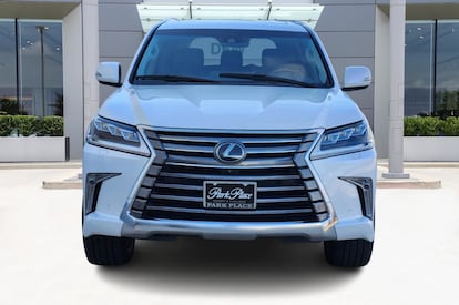 Grille Kit | LEXUS LX570 BASE 2020 Grille Kit | LEXUS LX570 BASE 2020