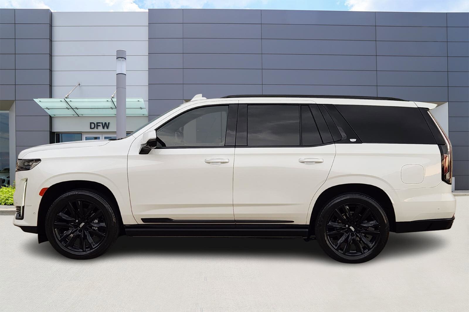 2021 Cadillac Escalade Sport photo 3