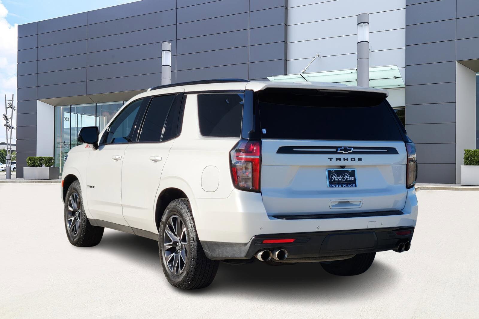 2023 Chevrolet Tahoe Z71 photo 4