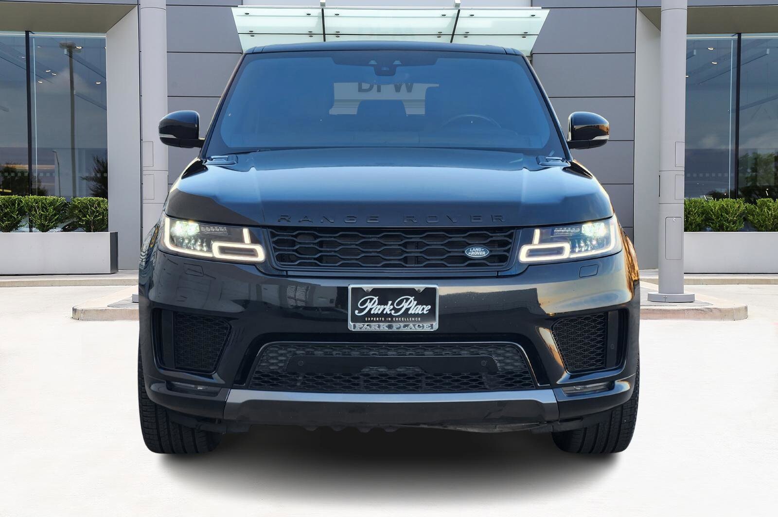 2021 Land Rover Range Rover Sport HSE Silver Edition photo 2