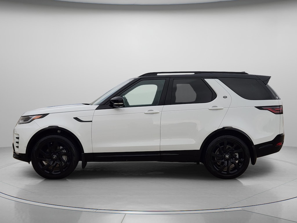 Certified 2025 Land Rover Discovery Dynamic SE SUV