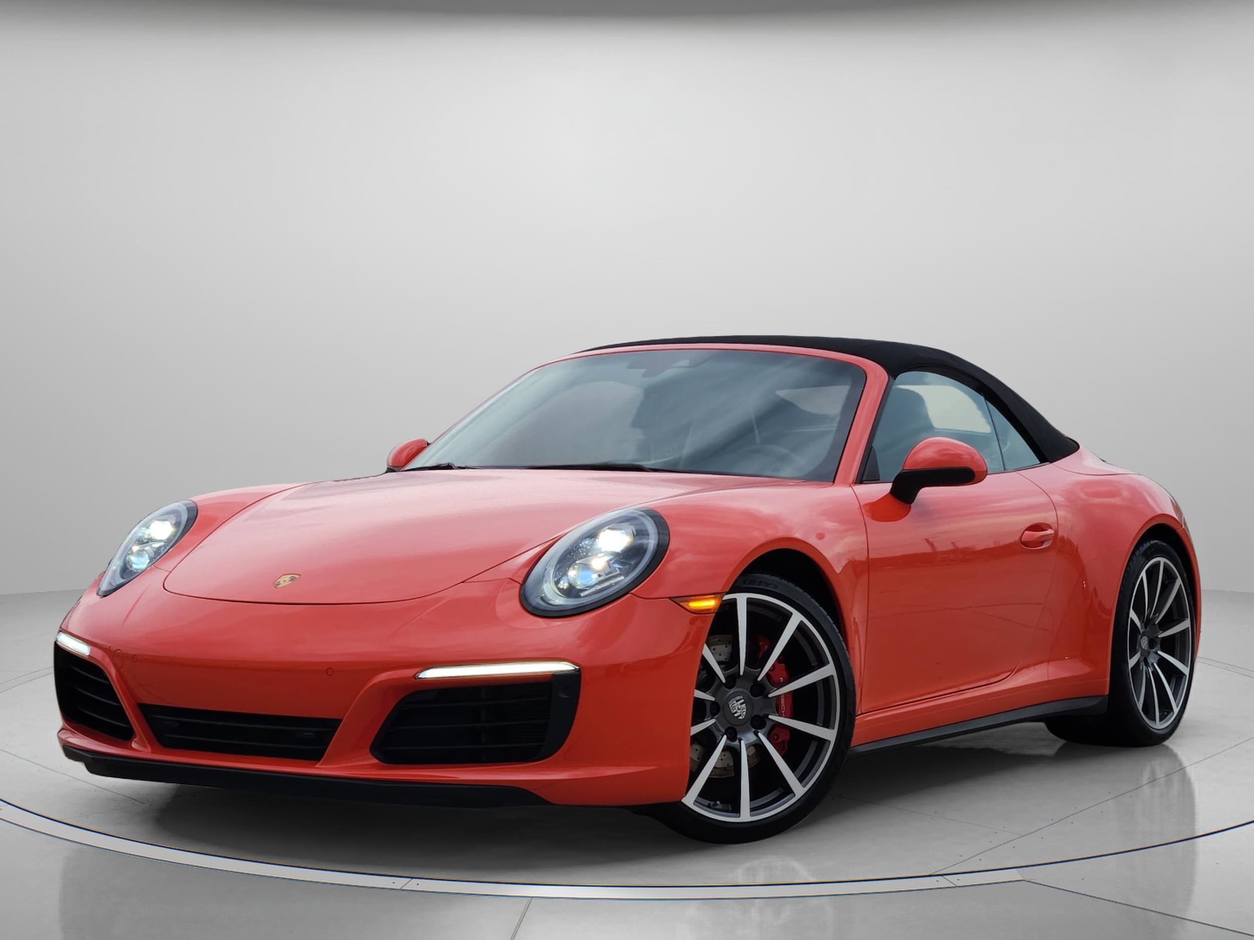 2019 Porsche 911 Cabriolet 