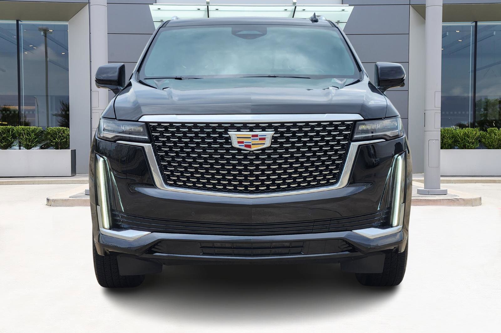 2024 Cadillac Escalade Premium Luxury photo 2