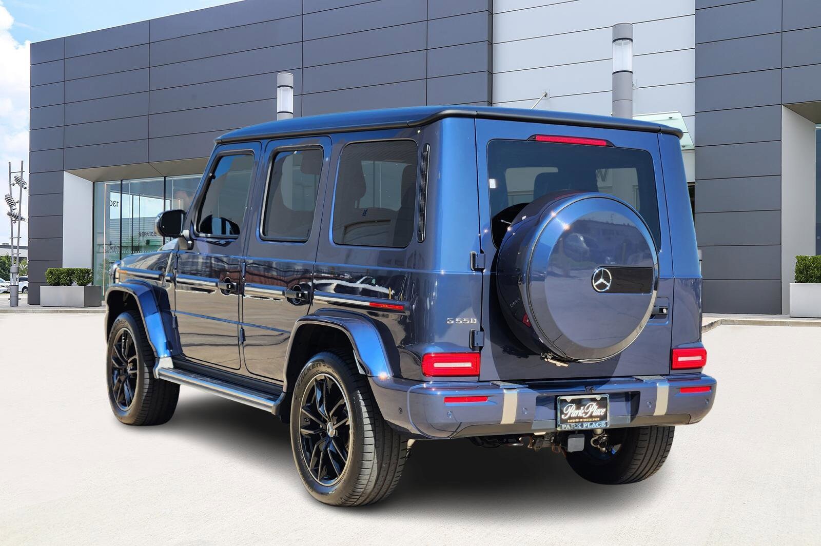 2025 Mercedes Benz G 550 photo 4