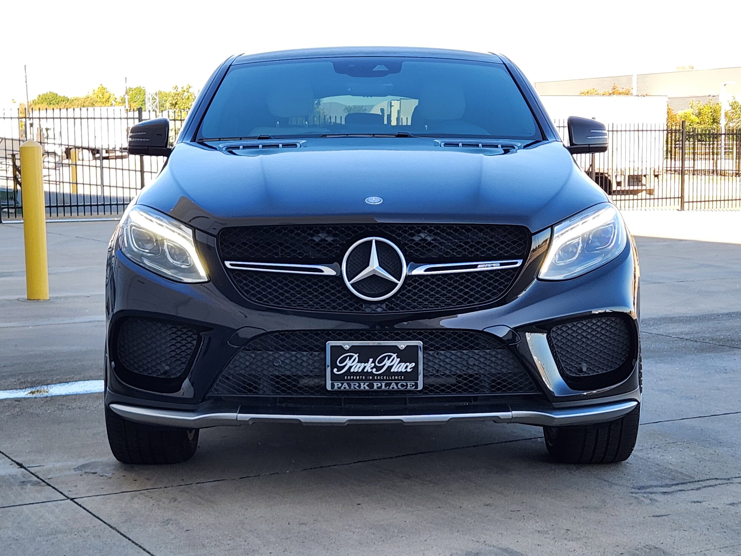 2017 Mercedes Benz GLE 43 AMG Coupe photo 2