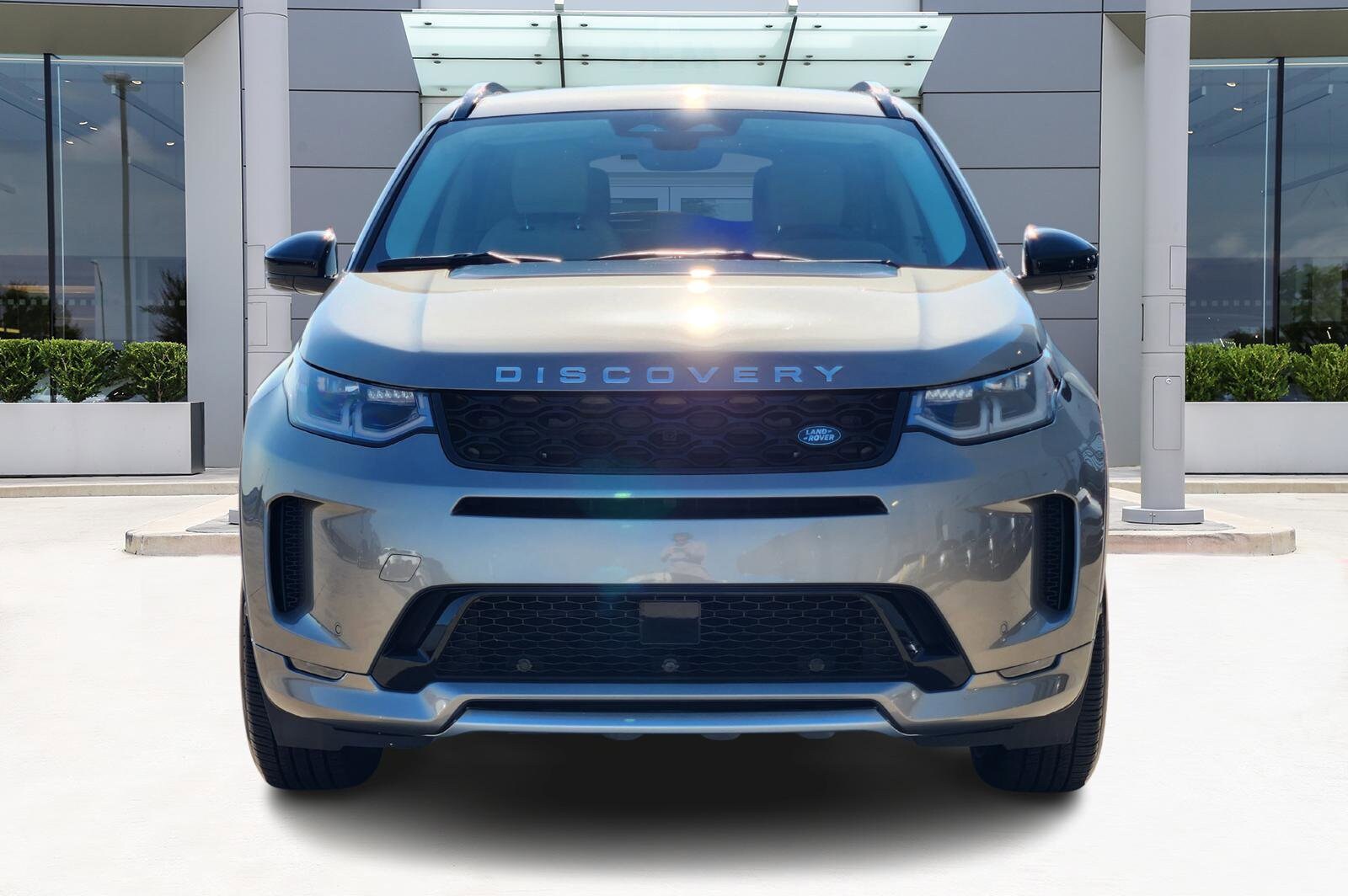 2024 Land Rover Discovery Sport S photo 2