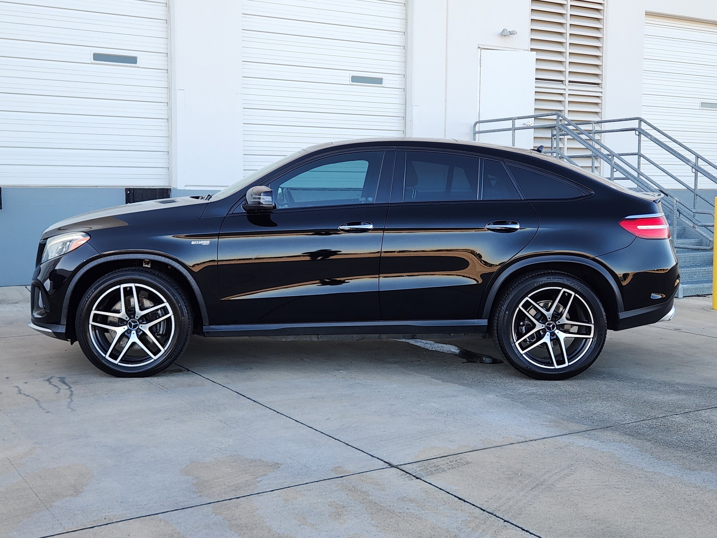 2017 Mercedes Benz GLE 43 AMG Coupe photo 3