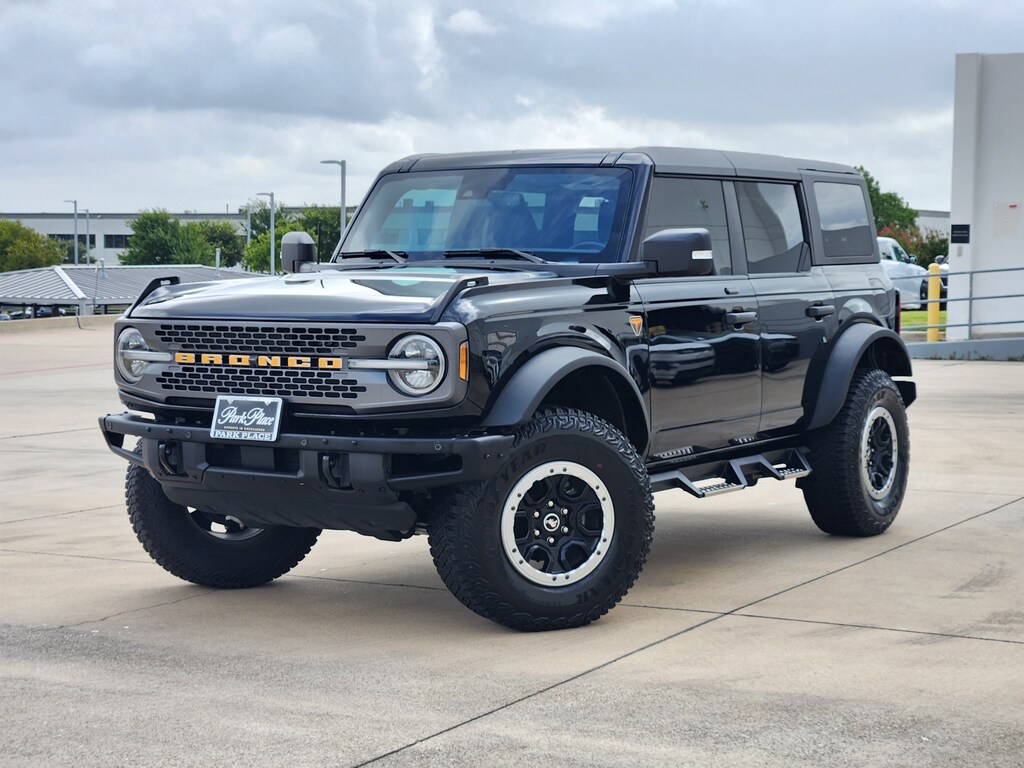 Used 2023 Ford Bronco Badlands SUV