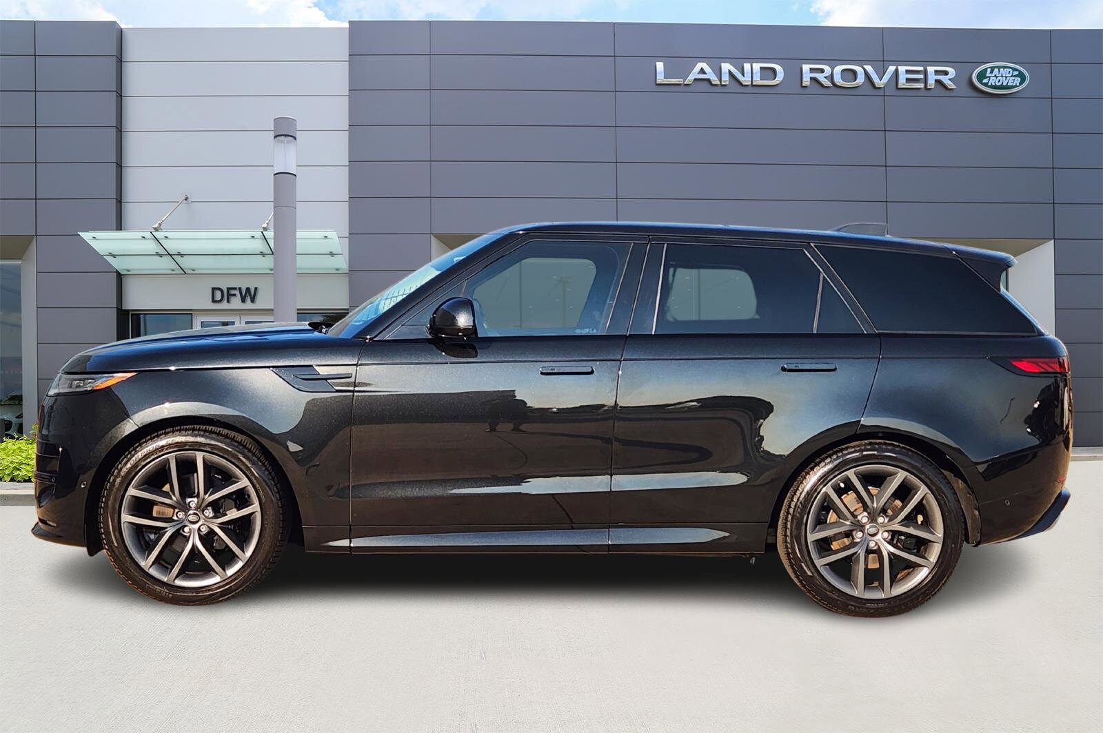 2024 Land Rover Range Rover Sport P400 Dynamic SE photo 3