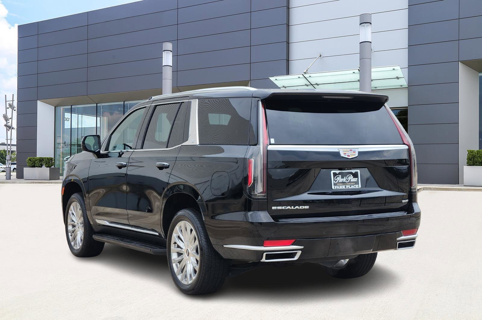 2024 Cadillac Escalade Premium Luxury photo 4