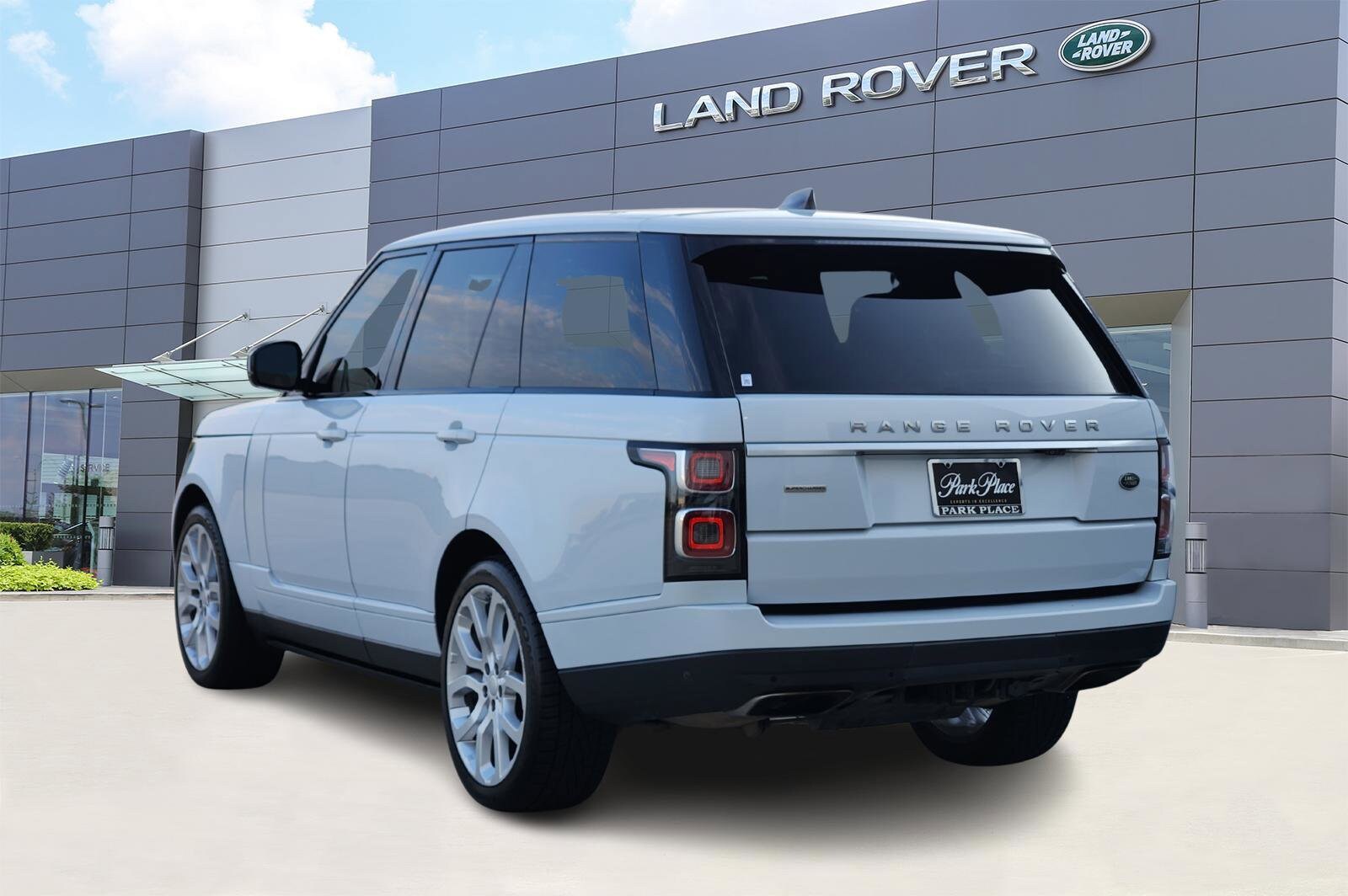 2019 Land Rover Range Rover SuperCharged photo 2