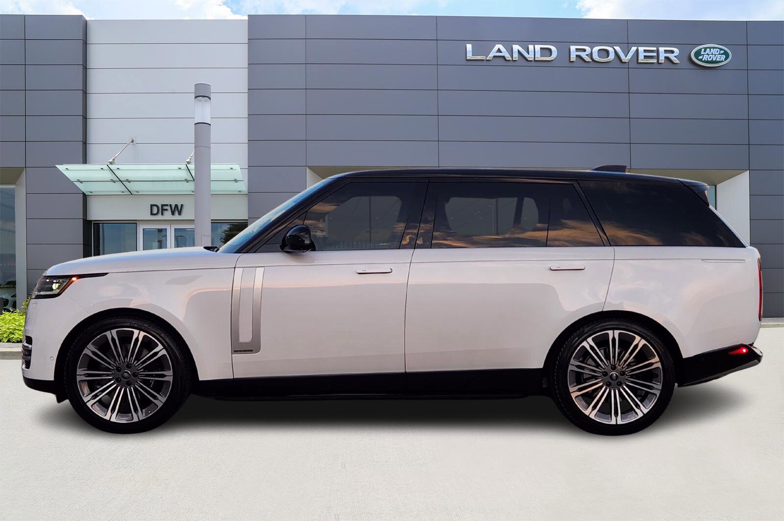 2024 Land Rover Range Rover Autobiography photo 3