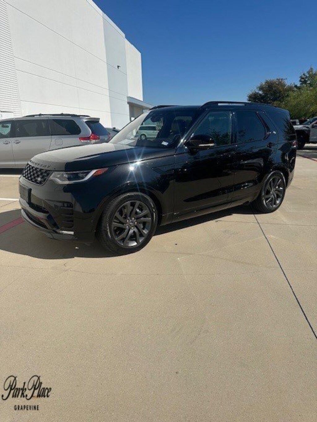 Certified 2022 Land Rover Discovery S R-Dynamic SUV