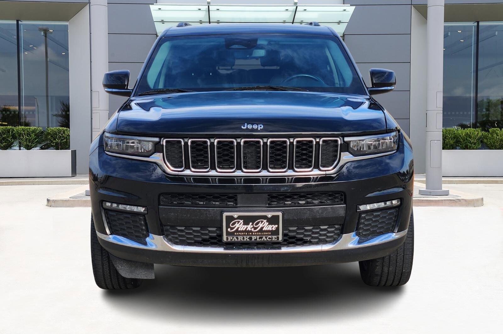 2021 Jeep Grand Cherokee Limited photo 2