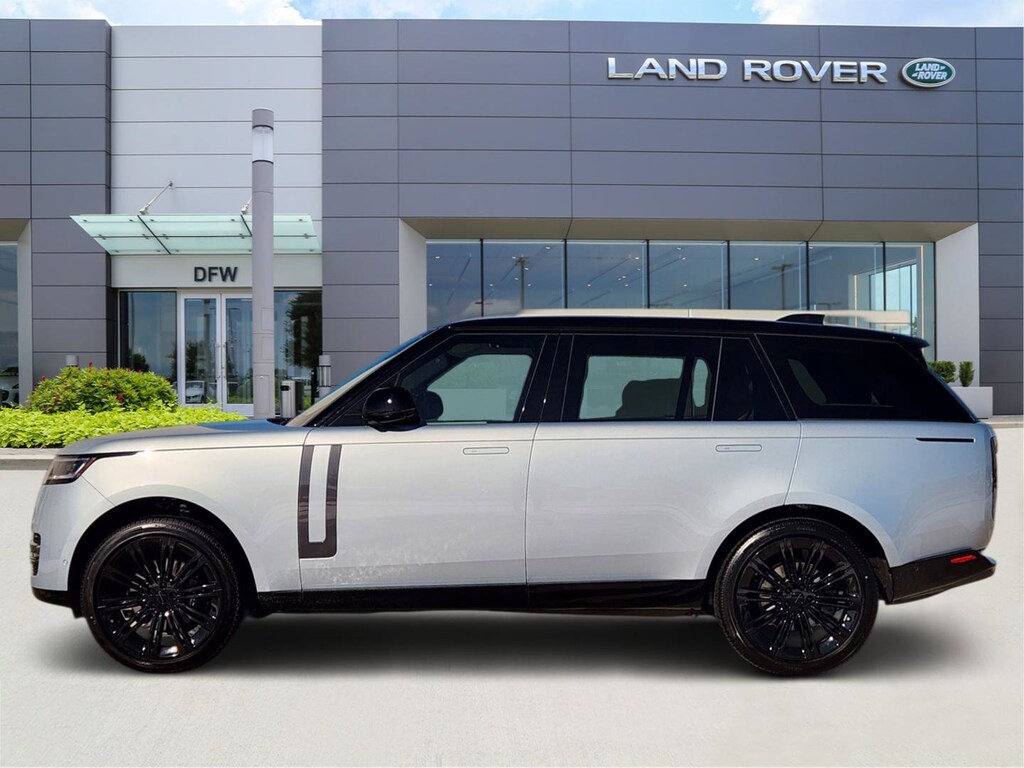 New 2026 Land Rover Range Rover P400 SE 7 Seat SUV