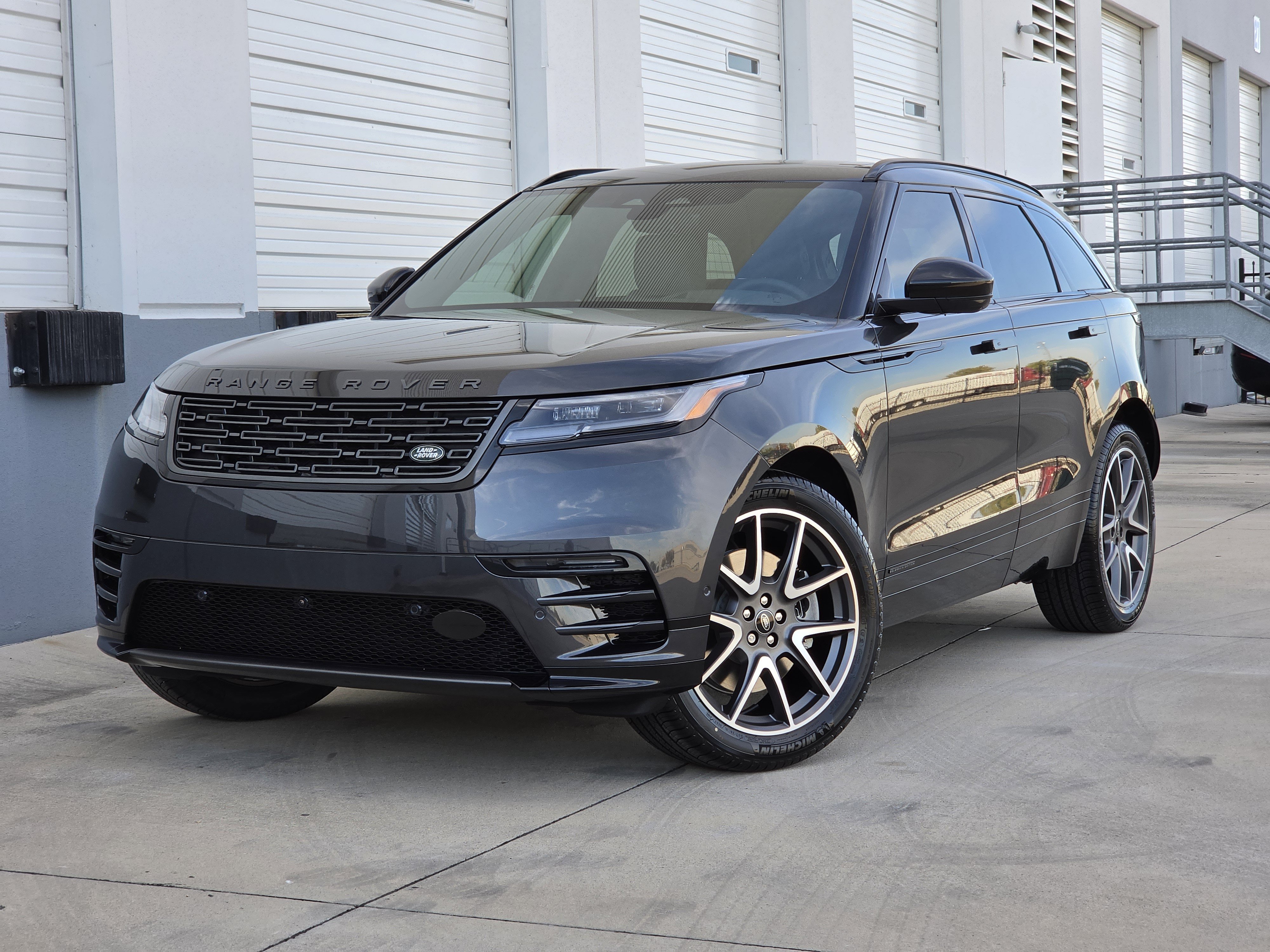 2026 Land Rover Range Rover Velar P250 Belgravia Edition SUV