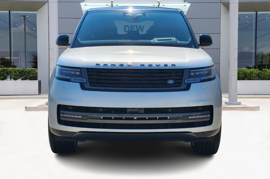 New 2025 Land Rover Range Rover P530 SE SUV