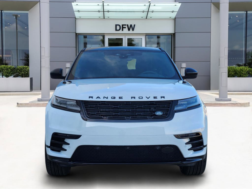 New 2026 Land Rover Range Rover Velar P250 Dynamic SE SUV