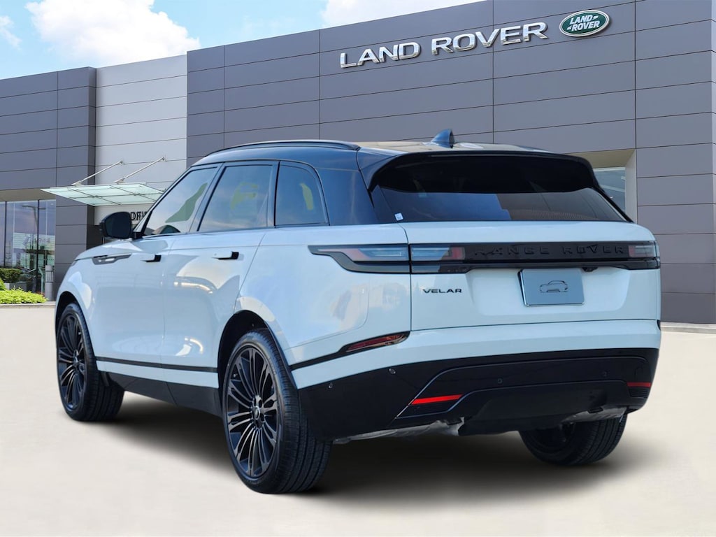 New 2026 Land Rover Range Rover Velar P250 Dynamic SE SUV