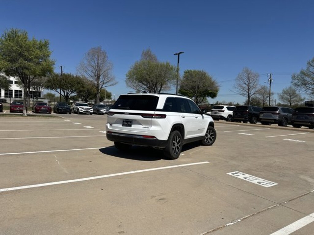 Used 2024 Jeep Grand Cherokee Limited SUV
