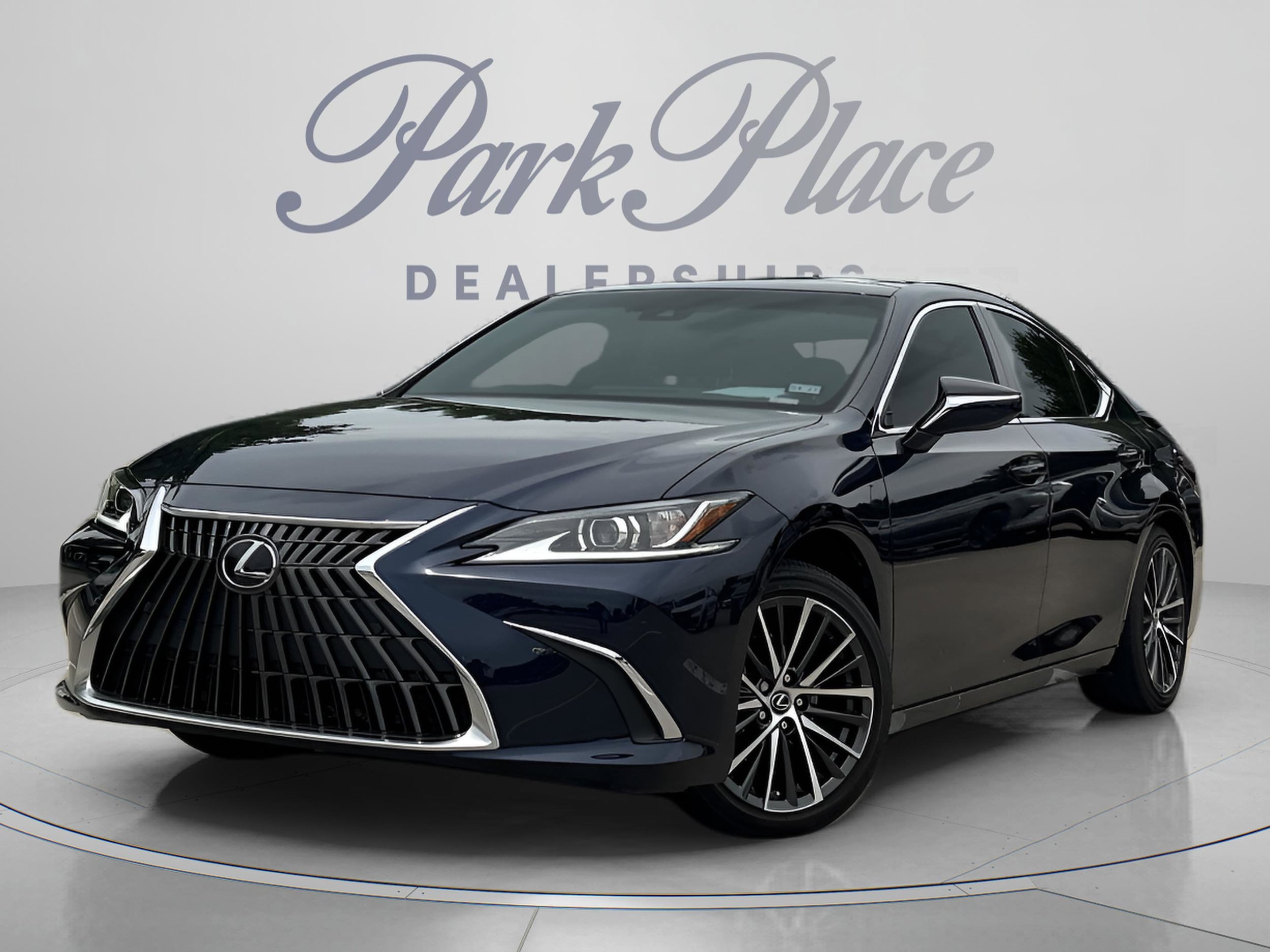 2023 Lexus ES 350 350's photo